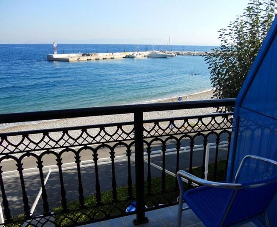 Apollon Hotel Тирос Номер фото